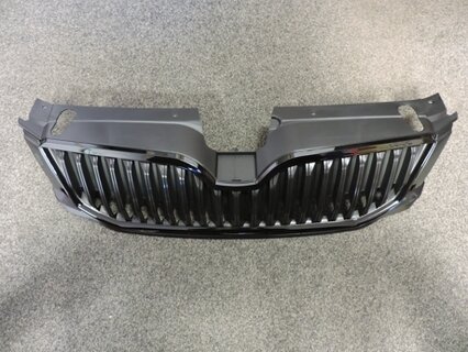 Maska přední černý rámeček OCTAVIA III. do M2017, CN 5E0853651