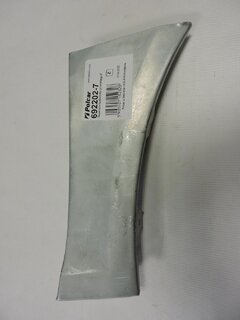 Díl předního blatníku pravý OCTAVIA II.