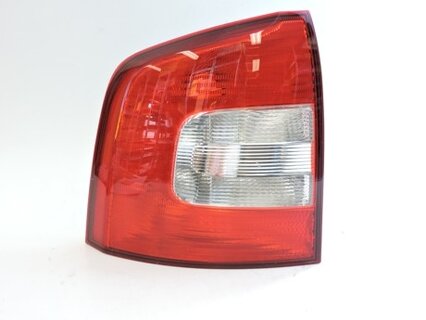 Světlo zadní levé OCTAVIA II. COMBI od M2009, MAGNETI MARELLI
