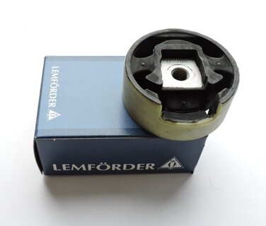 Silentblok nápravnice horní OCTAVIA II., LEMFÖRDER 3315001