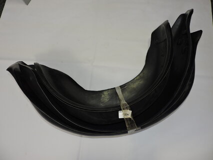 Sada plastových podběhů š120