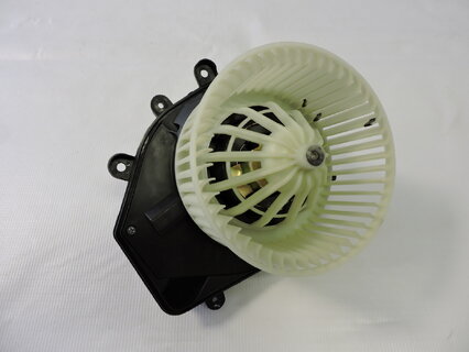 Ventilátor topení SUPERB I., CN 8D1820021A