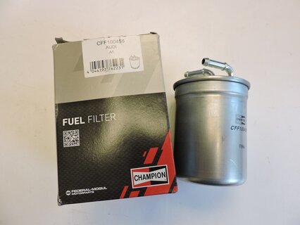 Filtr nafty FABIA 1,4D, CHAMPION CFF100456