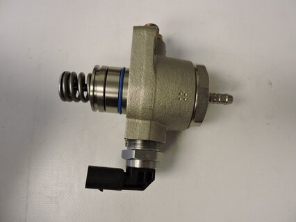 Čerpadlo benzínu OCTAVIA III. 2,0 TSI, ORIGINAL 06L127027B