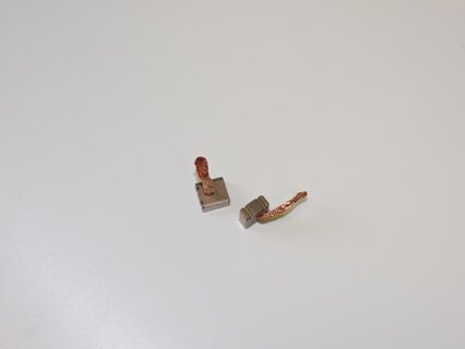 Uhlík startéru FELICIA 1,3