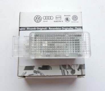 Svítilna vnitřní OCTAVIA II.