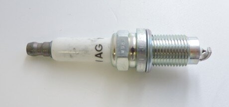 Svíčka zapalovací 1,2 TSI, ORIGINAL 03F905600A