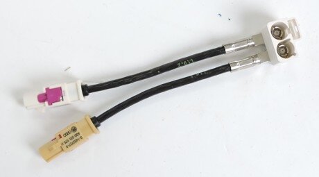 Adaptér antény OCTAVIA II., ORIGINAL 1Z0051551A