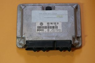 Jednotka řídící OCTAVIA I. 1,9 TDI 66KW AGR ORIGINAL 038906018GM