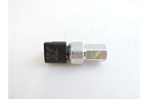 Spínač klimatizace OCTAVIA, EU NRF38935