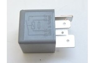 Relé č. 100 OCTAVIA, ORIGINAL 4H0951253