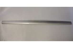Lišta dveří přední pravá stříbrná OCTAVIA II. SCOUT, ORIGINAL 1Z0853518